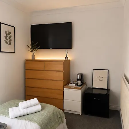 Cosy Private 5 * Бристоль